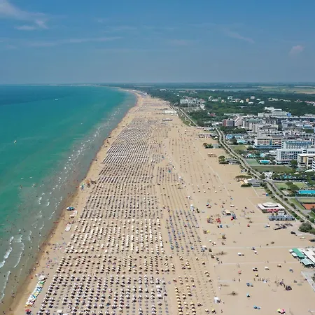 Relaxing In A Village With Swimming Pool * Bibione